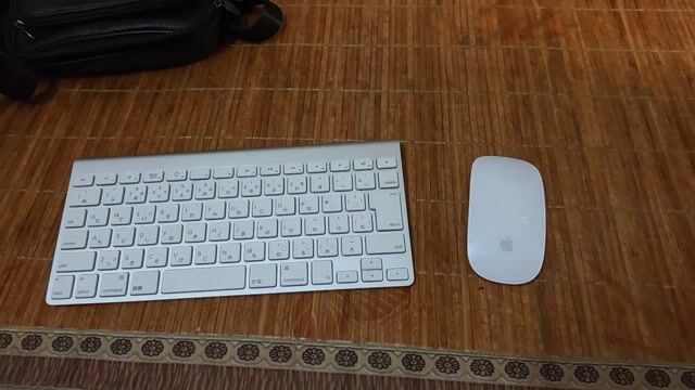 Bàn phím Apple Bạc Kim loại. Mua bán Phụ kiện (Màn hình, Chuột...) tại Huyện Gia Lộc Hải Dương được đăng bởi hai hình 1