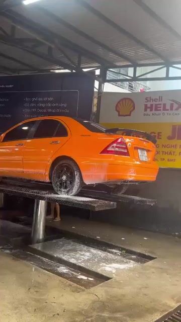 Mercedes Benz 2001 - 10000 km. Mua bán Ô tô tại Thành phố Buôn Ma Thuột Đắk Lắk được đăng bởi windi hình 1