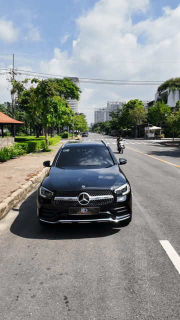 GLC300 AMG 2022 Đen xe Cty 1 chủ xhd cao full hang. Mua bán Ô tô tại Quận 7 Tp Hồ Chí Minh được đăng bởi Dương Phương hình 1
