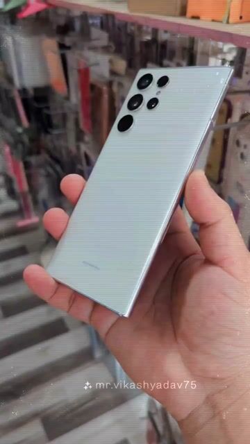 Samsung S22 Ultra Trắng Đã sử dụng. Mua bán Điện thoại tại Thành phố Thủ Dầu Một Bình Dương được đăng bởi socmobi hình 1