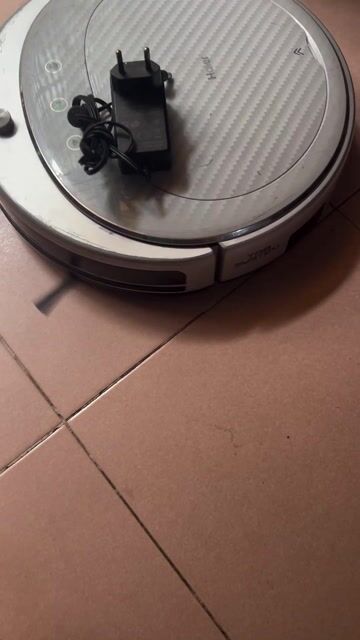 Robot hút bụi Haier Trắng Đã sử dụng. Mua bán Thiết bị vệ sinh, nhà tắm tại Quận 11 Tp Hồ Chí Minh được đăng bởi Tuấn Dũng hình 1