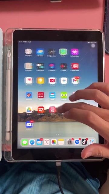 Apple iPad thế hệ 6 32GB Đen. Mua bán Máy tính bảng tại Quận Đống Đa Hà Nội được đăng bởi Turng hình 1