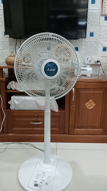 Quạt đứng Mitsubishi Electric R12-HRC WH Trắng. Mua bán Quạt tại Huyện Nhà Bè Tp Hồ Chí Minh được đăng bởi Dương Nguyễn hình 1