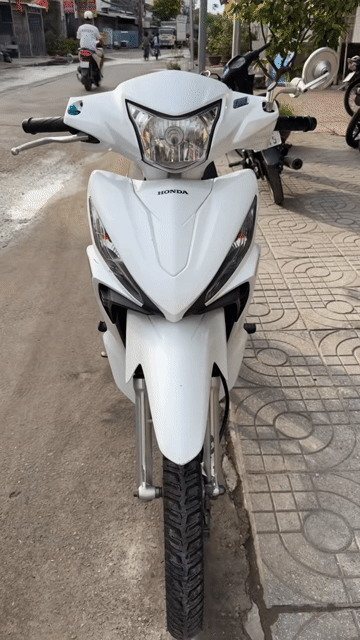 Wave RSX FI 110 2015 Trắng đen ( hỗ trợ góp ). Mua bán Xe máy tại Huyện Chợ Mới An Giang được đăng bởi Cửa hàng xe Thiên Phước 2 hình 1