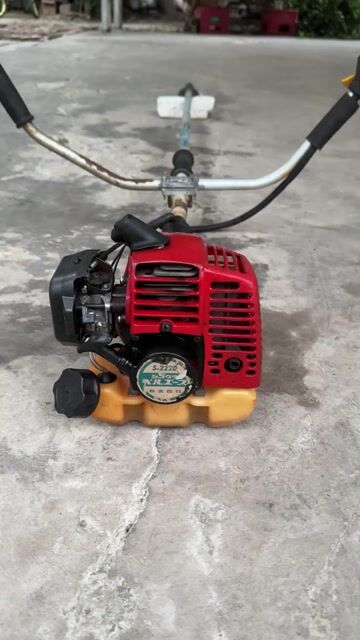 Máy cắt cỏ Shingu 222 Đỏ. Mua bán Đồ chuyên dụng, Giống nuôi trồng tại Huyện Tiểu Cần Trà Vinh được đăng bởi Máy Nhật giá siêu rẻ máy nguyên zin hình 1