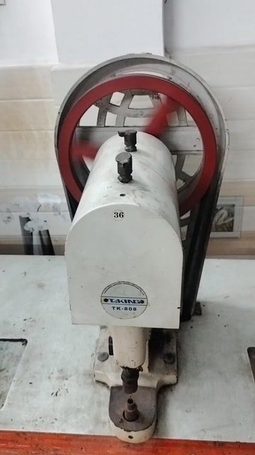 Máy đóng nút ZUKIN TK-808 Trắng. Mua bán Đồ chuyên dụng, Giống nuôi trồng tại Huyện Đức Hòa Long An được đăng bởi Hai ha hình 1