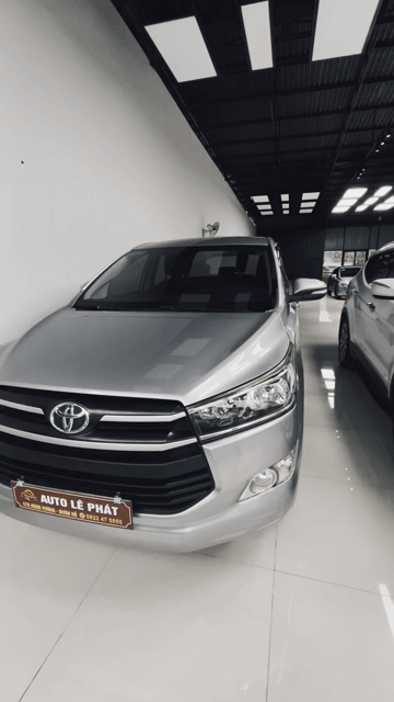 Toyota Innova 2017 2.0E Bạc. Mua bán Ô tô tại Thị Xã Buôn Hồ Đắk Lắk được đăng bởi Nguyễn Tiến Đạt hình 1