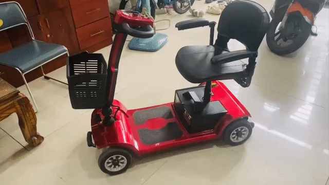 Xe điện NaKaChi 2025 đỏ cho người già. Mua bán Phương tiện khác tại Quận Gò Vấp Tp Hồ Chí Minh được đăng bởi Nguyễn TonHoang hình 1