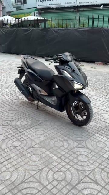 Honda Vario 160 2022 Đen 22075 km. Mua bán Xe máy tại Quận Gò Vấp Tp Hồ Chí Minh được đăng bởi Phạm Ân hình 1