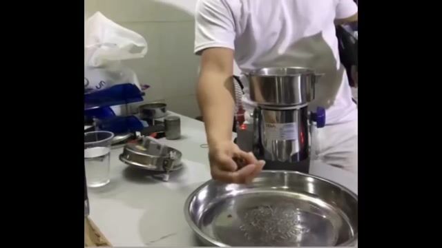 Máy xay ngũ cốc, cà phê, hạt tiêu Inox 304 Mới. Mua bán Bếp, lò, đồ điện nhà bếp tại Huyện Mê Linh Hà Nội được đăng bởi Phú hình 1