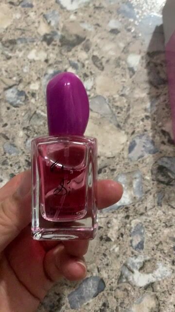 Nước hoa Charme Sì Nữ. Mua bán Nước hoa tại Thành phố Buôn Ma Thuột Đắk Lắk được đăng bởi Phương Đông  BÁCH HOÁ NHÀ ĐÔNG  hình 1