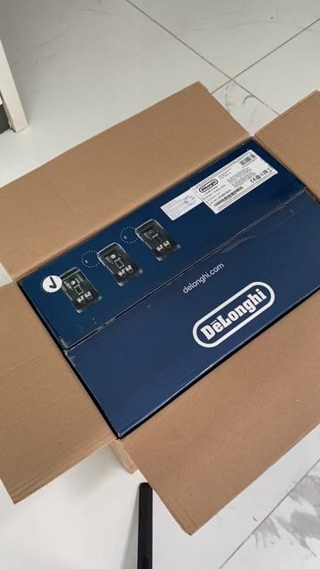 Máy pha cà phê DeLonghi ECAM12.122.B. Mua bán Bếp, lò, đồ điện nhà bếp tại Quận 7 Tp Hồ Chí Minh được đăng bởi Quang Hưng hình 1