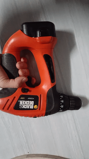 Máy khoan pin Black & Decker KC2000F 12V. Mua bán Đồ chuyên dụng, Giống nuôi trồng tại Huyện Đức Hòa Long An được đăng bởi Tiến Võ hình 1