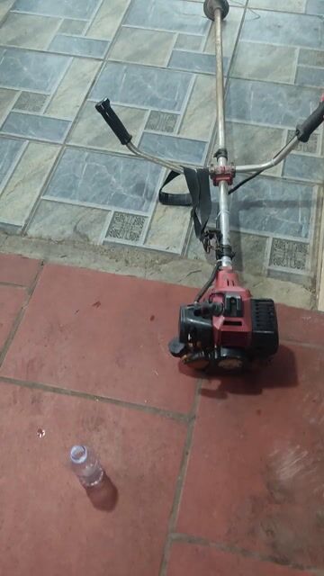 Máy cắt cỏ OSH MA Nhật Bản. Mua bán Đồ chuyên dụng, Giống nuôi trồng tại Huyện Tam Dương Vĩnh Phúc được đăng bởi Huynh hình 1