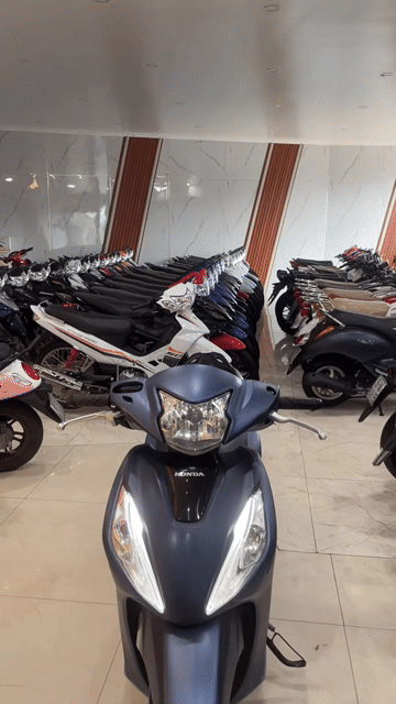 Honda Vision 2021 Xám xanh 5.000 km. Mua bán Xe máy tại Quận Ô Môn Cần Thơ được đăng bởi XE MÁY QUANG TRẦN chuyen bán xe trúng thưởng  hình 1