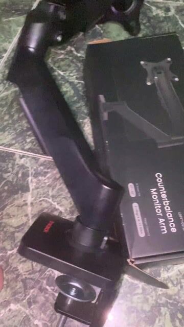 Tay đỡ màn hình Brateck Đen. Mua bán Phụ kiện (Màn hình, Chuột...) tại Thành phố Thủ Đức Tp Hồ Chí Minh được đăng bởi Tí  hình 1