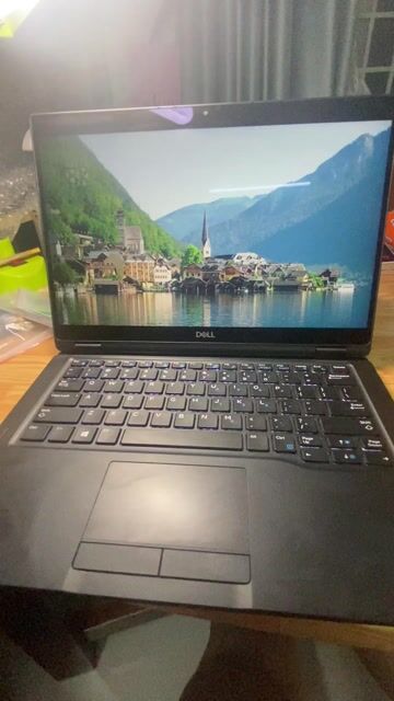 DELL7390 2in1 : i5 8350U/8G/256Gb/FHD/2.5H/Touch