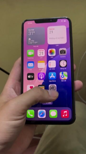 Apple iPhone XS Max 256GB Vàng Vỡ lưng. Mua bán Điện thoại tại Quận Hoàng Mai Hà Nội được đăng bởi Thư Vũ hình 1