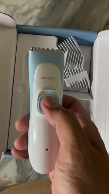 Tông đơ Philips Series 1000 Trắng Như mới. Mua bán Nội thất, đồ gia dụng khác tại Thành phố Thủ Đức Tp Hồ Chí Minh được đăng bởi Chung Thẩm hình 1