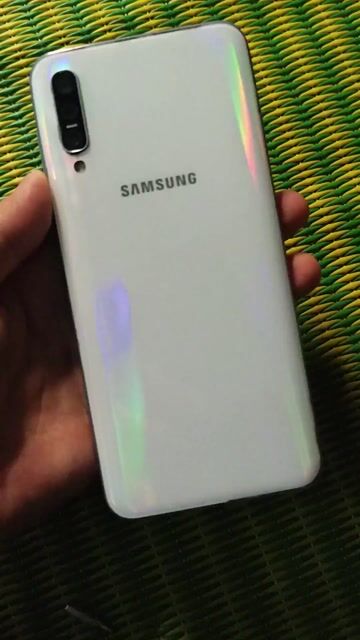 Samsung A50 4GB/64GB Trắng. Mua bán Điện thoại tại Huyện Krông Năng Đắk Lắk được đăng bởi Việt Bán Điện Thoại Cỏ hình 1