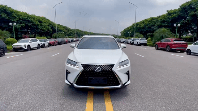 LEXUS RX350 2018,odo 7,5 v km, đầy đủ lịch sử hãng. Mua bán Ô tô tại Quận Long Biên Hà Nội được đăng bởi Long Biên Cars hình 1