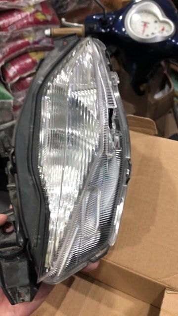 Xi nhan trái xe Sh125 2023. Mua bán Phụ tùng xe tại Quận Hà Đông Hà Nội được đăng bởi Lâm Tùng hình 1