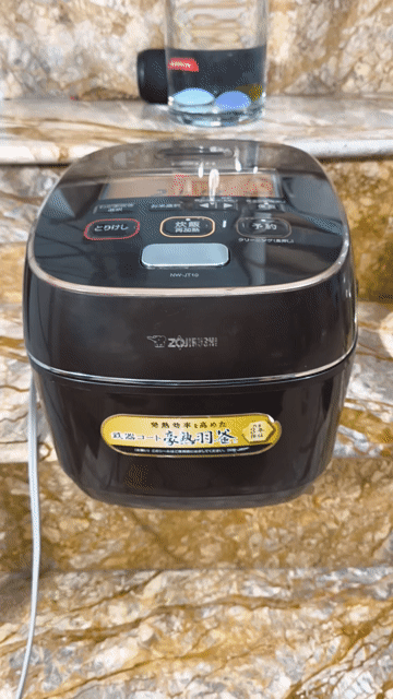 NỒI CƠM ZOJIRUSHI,CAO TẦN,IH,TÁCH ĐƯỜNG,JAPAN.100V. Mua bán Bếp, lò, đồ điện nhà bếp tại Quận Hai Bà Trưng Hà Nội được đăng bởi QUỐC TUẤN JAPAN hình 1