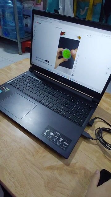 Acer Aspire 7 A715-41G-R150 Đen. Mua bán Laptop tại Quận Gò Vấp Tp Hồ Chí Minh được đăng bởi Hiếu hình 1
