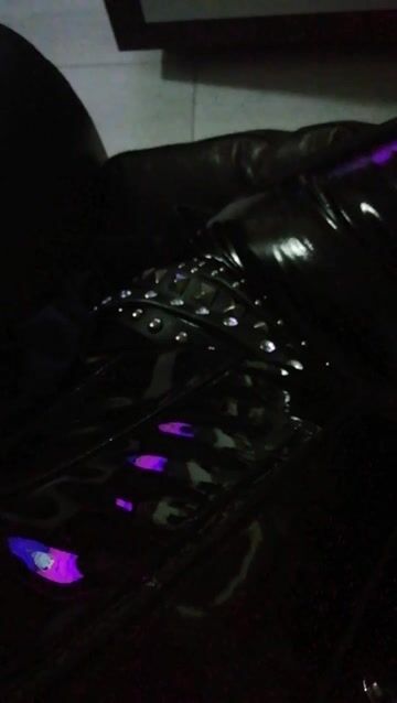 Model - Goddess dominatrix