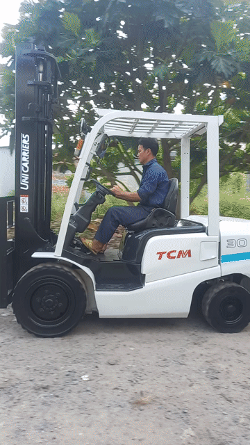 Xe nâng UniCarriers TCM 3tấn máy dầu số tự động. Mua bán Phương tiện khác tại Huyện Củ Chi Tp Hồ Chí Minh được đăng bởi Nguyễn Quốc Duy hình 1