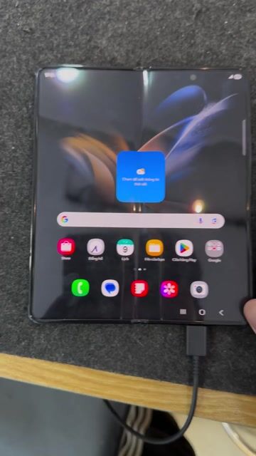 Samsung Galaxy Z Fold4 Đen 12/256. Mua bán Điện thoại tại Quận 10 Tp Hồ Chí Minh được đăng bởi Hậu Lưu hình 1