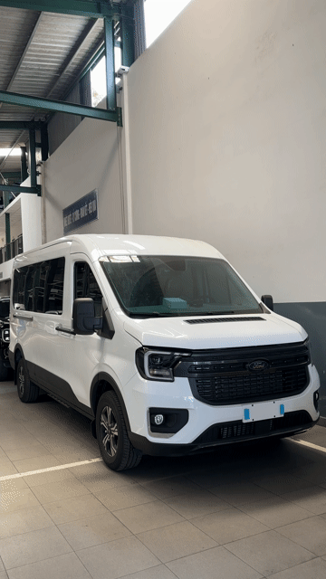 Ford Transit 2025 16 chỗ Trắng. Mua bán Phương tiện khác tại Thành phố Long Xuyên An Giang được đăng bởi Mỹ Hiền Ford hình 1