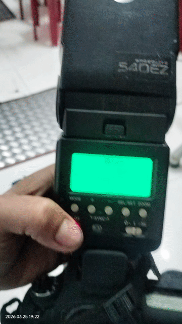 Đèn flash Canon Speedlite 540EZ KÈM 4 PIN VÀ XẠC. Mua bán Máy ảnh, Máy quay tại Huyện Đức Linh Bình Thuận được đăng bởi TA SAY KO PHẢI VÌ MEN hình 1