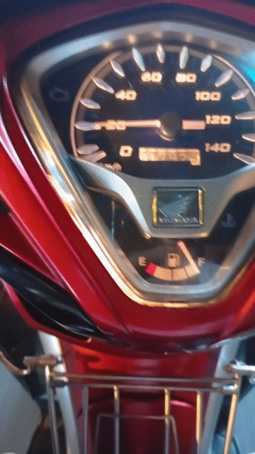 Honda Air Blade Đỏ. Mua bán Xe máy tại Quận 1 Tp Hồ Chí Minh được đăng bởi MVT hình 1
