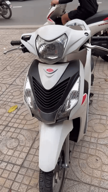 Honda Vision Trắng biển tp chính chủ. Mua bán Xe máy tại Quận Bình Thạnh Tp Hồ Chí Minh được đăng bởi văn vũ hình 1