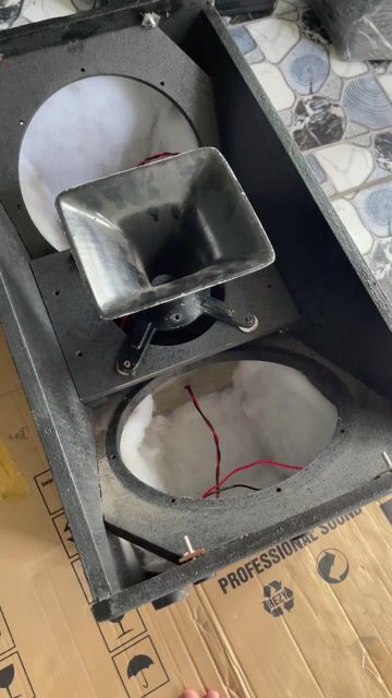 Vỏ loa Phi thuyền 30 đôi. Mua bán Tivi, Âm thanh tại Huyện Tháp Mười Đồng Tháp được đăng bởi Tính  hình 1