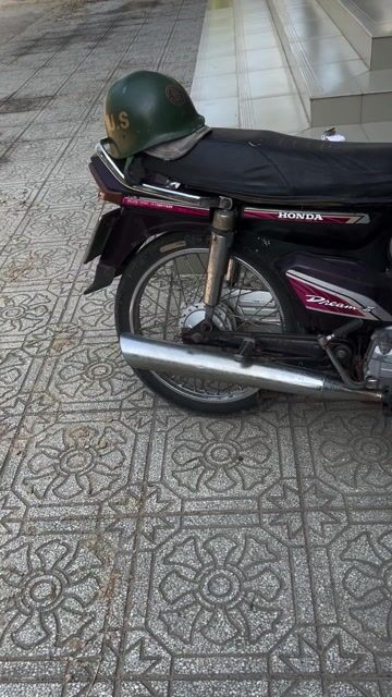 Honda Dream Thái 1996 Nâu. Mua bán Xe máy tại Huyện Vũng Liêm Vĩnh Long được đăng bởi Thiện Dũng hình 1