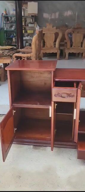 Kệ tivi gỗ căm xe nâu đỏ 2m. Mua bán Tủ, kệ gia đình tại Quận 12 Tp Hồ Chí Minh được đăng bởi XƯỞNG GỖ LÂM PHÁT hình 1