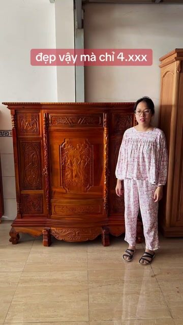 Tủ thờ Gỗ tràm bông vàng Nâu đỏ 1m45. Mua bán Tủ, kệ gia đình tại Thị xã Bến Cát Bình Dương được đăng bởi Đồ Gỗ Nội Thất Ngọc Cương   hình 1