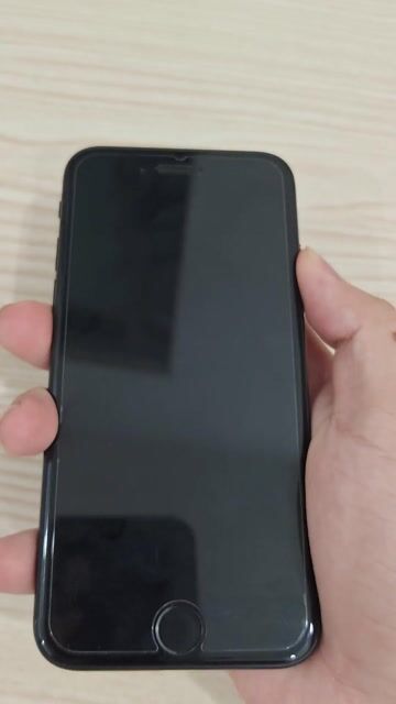 Apple iPhone SE 2020 64GB Đen. Mua bán Điện thoại tại Quận Ngũ Hành Sơn Đà Nẵng được đăng bởi Trần Anh Tuấn  hình 1