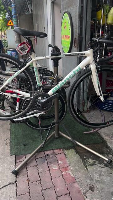 cần bán xe đạp bianchi size s xe mơi đẹp. Mua bán Xe đạp tại Huyện Hóc Môn Tp Hồ Chí Minh được đăng bởi MR RÔ hình 1