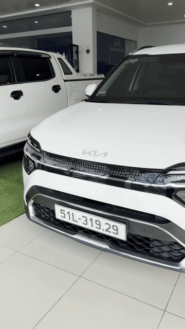 KIA CARENS LUXURY 2024 Trắng 32.500 km. Mua bán Ô tô tại Quận Bình Tân Tp Hồ Chí Minh được đăng bởi Duy Nguyễn Ford  hình 1