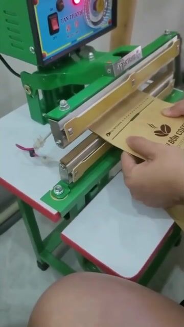 Máy hàn túi nylon dập chân, hàn túi chè. Mua bán Đồ chuyên dụng, Giống nuôi trồng tại Quận Hoàng Mai Hà Nội được đăng bởi Máy Thanh Bình hình 1