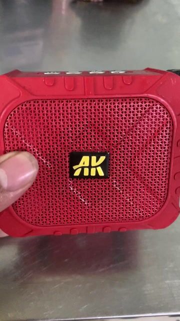 Loa Bluetooth Đỏ Bass Ấm Pin Lâu, kết nối ổn định. Mua bán Tivi, Âm thanh tại Quận Hải Châu Đà Nẵng được đăng bởi Linh  hình 1