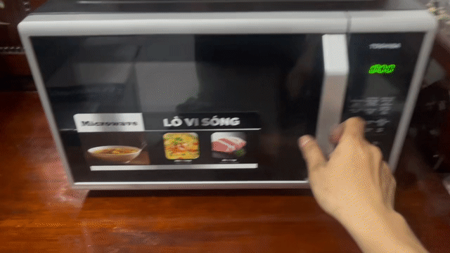 Lò vi sóng Toshiba 23L Đen, Bạc. Mua bán Bếp, lò, đồ điện nhà bếp tại Quận Tân Bình Tp Hồ Chí Minh được đăng bởi Vũ Đăng Khoa hình 1