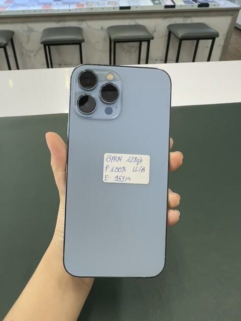 IPhone 13 Pro Max128GB . BH  máy quốc tế trọn đời. Mua bán Điện thoại tại Thành phố Thủ Dầu Một Bình Dương được đăng bởi Phong Le hình 1