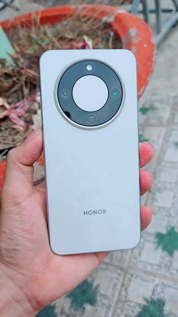 Honor X70 pin khủng 8300mah. Mua bán Điện thoại tại Thành phố Thuận An Bình Dương được đăng bởi MUỘI STORE  chuyên samsung  trả góp hình 1