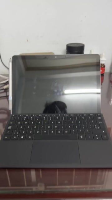 Combo like new (surface go 3 Core I3, pen5, phím). Mua bán Máy tính bảng tại Quận Ninh Kiều Cần Thơ được đăng bởi Nguyễn văn Tuyết hình 1