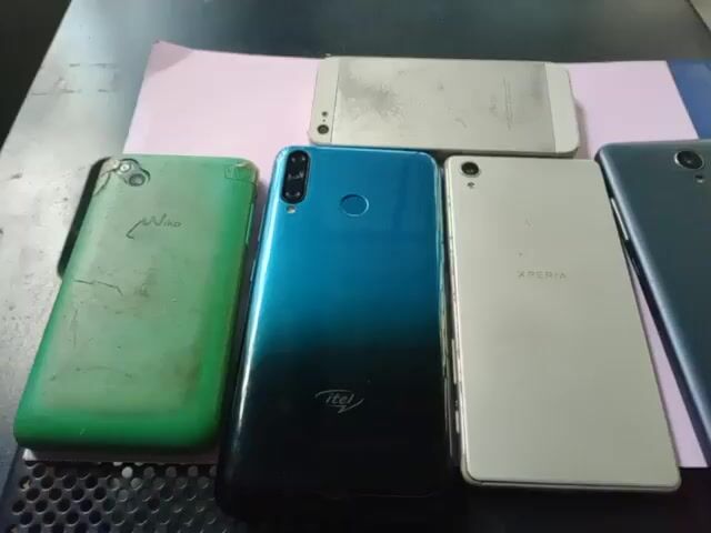 Thanh lý 5 điện thoại cũ smartphone. Mua bán Điện thoại tại Quận Bình Tân Tp Hồ Chí Minh được đăng bởi Vu Minh Hoang hình 1