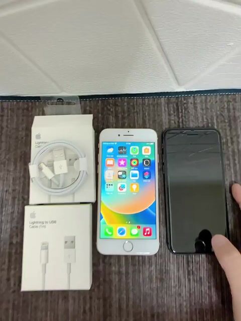 Apple iPhone 8G 64GB Vàng hồng 98%. Mua bán Điện thoại tại Quận 3 Tp Hồ Chí Minh được đăng bởi Tin Tin hình 1